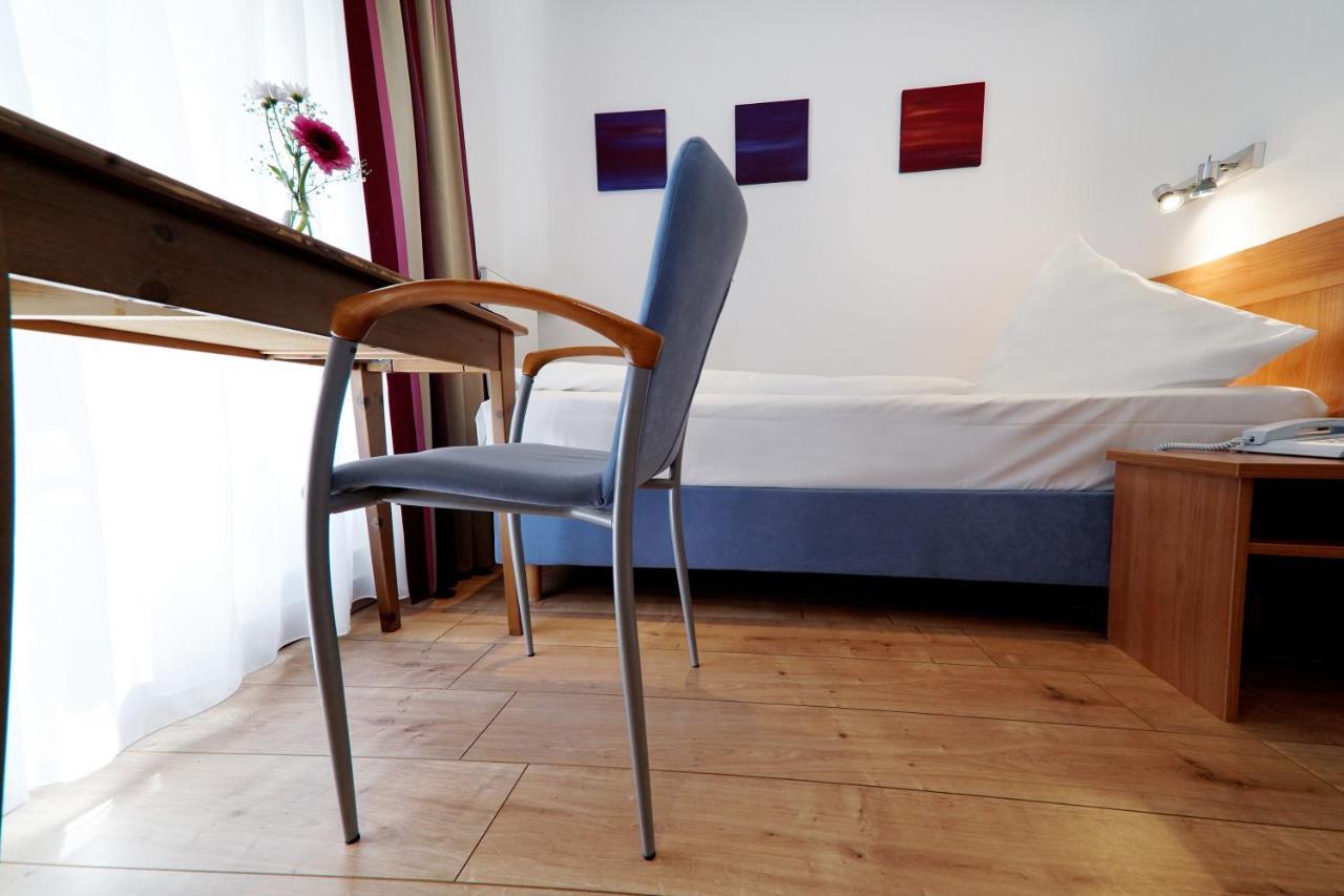 Hotel Im Kupferkessel Cologne Luaran gambar