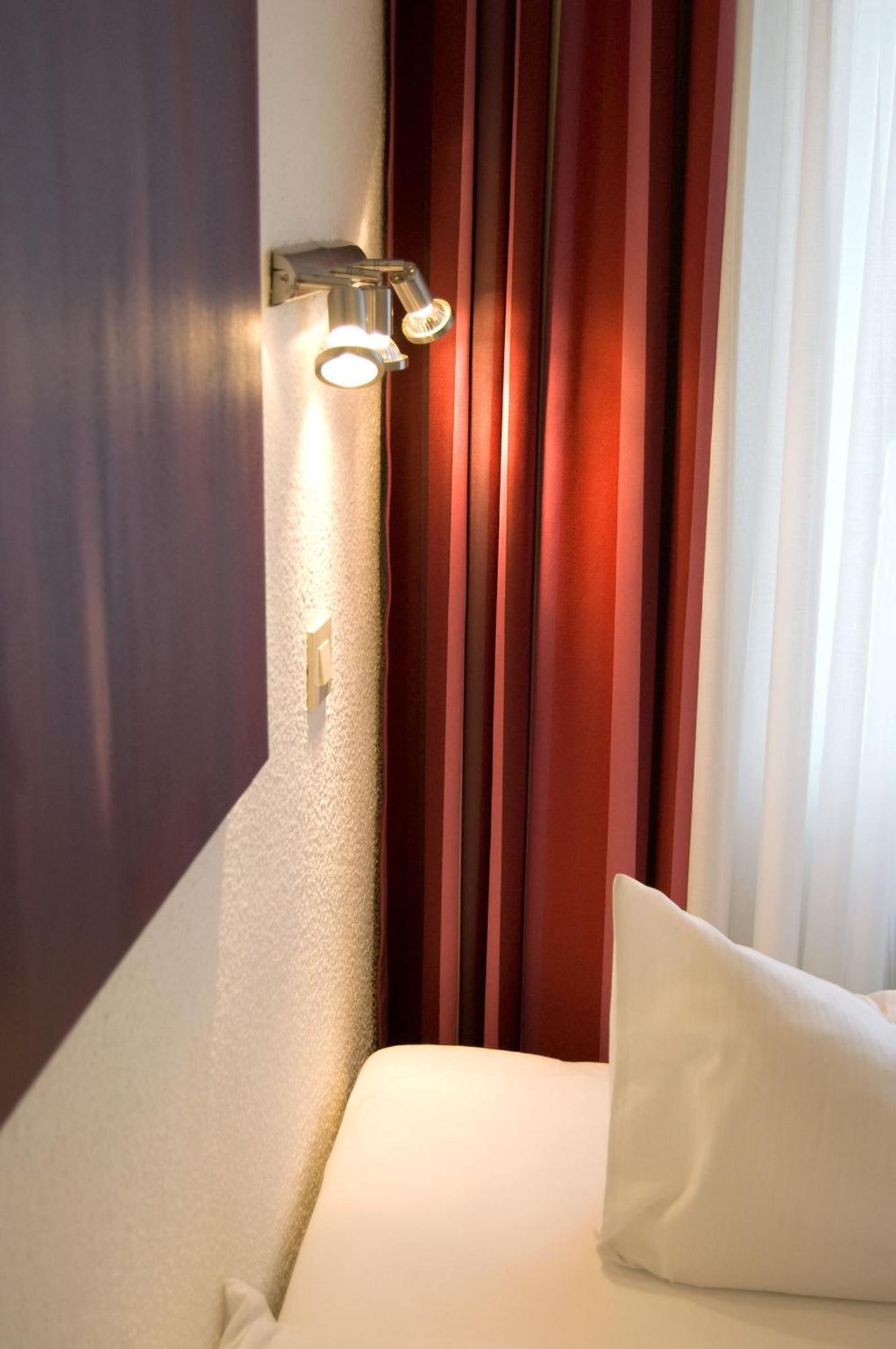 Hotel Im Kupferkessel Cologne Luaran gambar