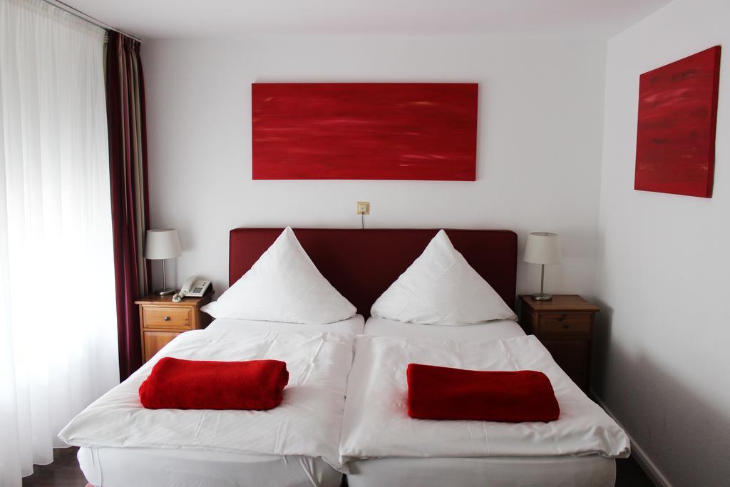 Hotel Im Kupferkessel Cologne Luaran gambar